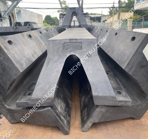 Đệm va tàu LMD nguyễn tài1