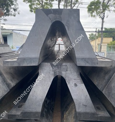 Đệm va tàu LMD nguyễn tài2