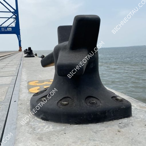Staghorn Bollard